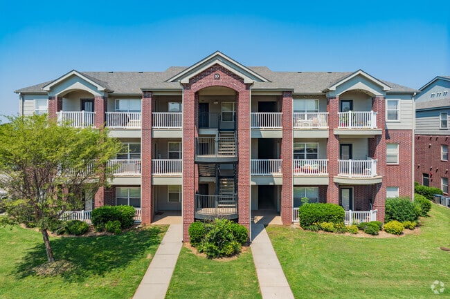 Roof Cleaning in Edmond Ok